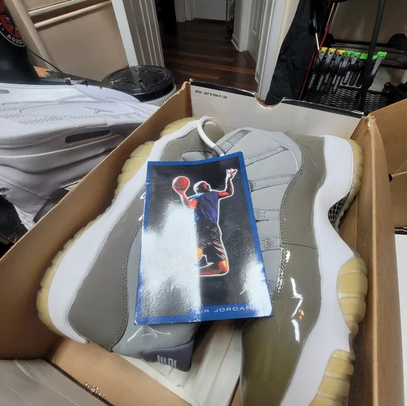 Air jordan  11 retro 2001 release cool grey mens size 12.5 complete. - Picture 9 of 16